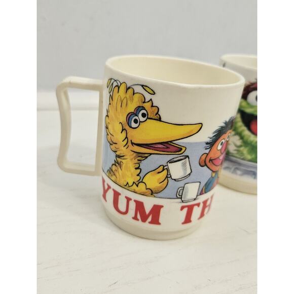 Vintage Sesame Street Cup with Handle Yum That's Good Made In USA Jim Henson - Picture 4 of 15